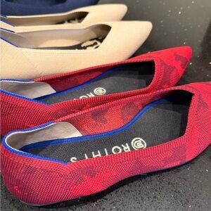 Rothy’s “The Point” in Red Camoflauge